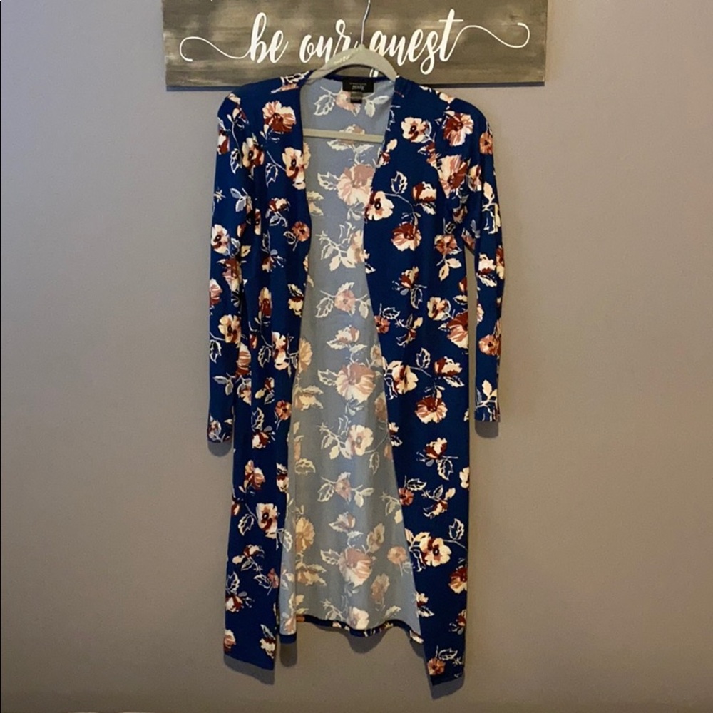 Floral super soft cardigan